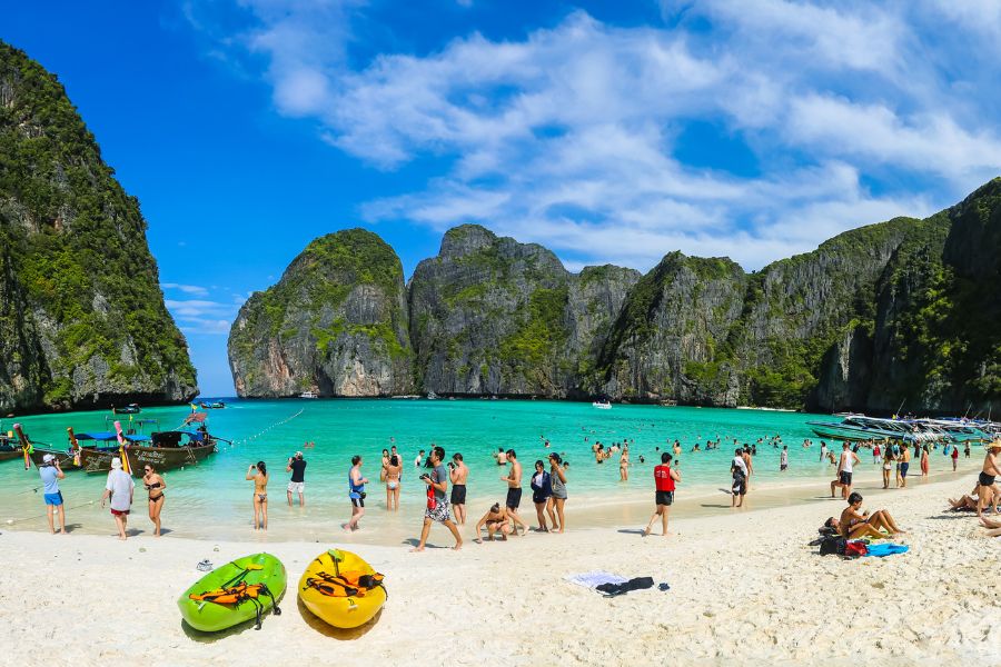 A vibrant collage of Thailand Tours and Excursions featuring stunning landscapes, cultural experiences, and adventurous activities that await travelers