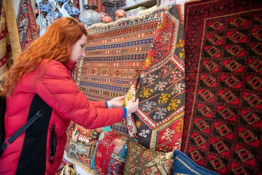 How much are Turkish Rugs in Istanbul? - One Nation Travel