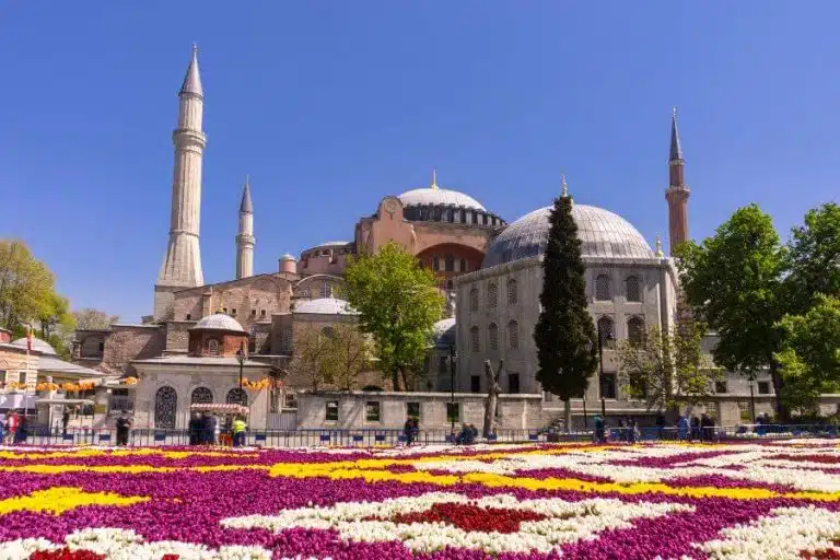 Best Time to Visit Istanbul: Discover the Ideal Season for Your Journey