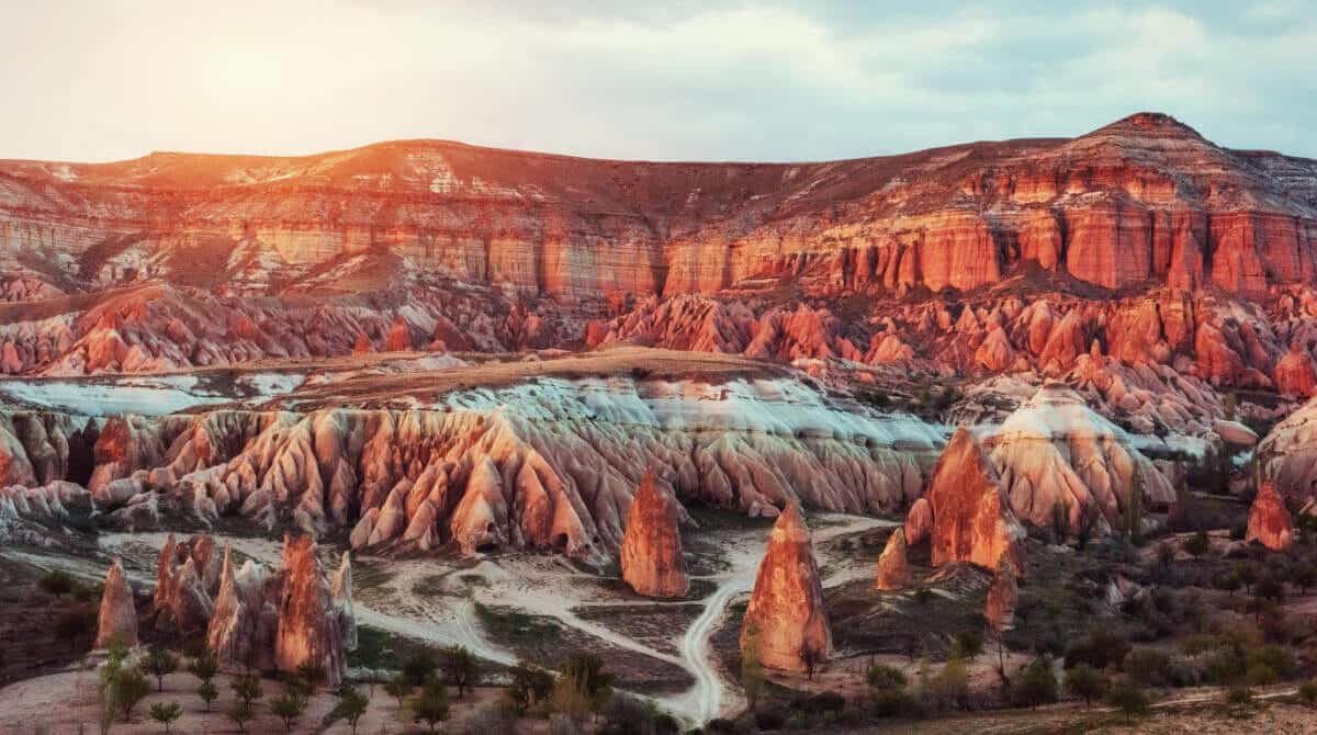 Which Cappadocia Tour Is Best for You: Red or Green?