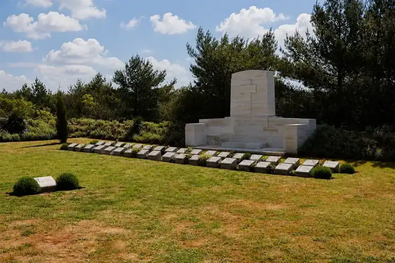 What Can I See and Do at Gallipoli? A Comprehensive Visitor's Guide 4 Johnston's Jolly Gallipoli memorial cemetery with white stone graves and monument surrounded by pine trees