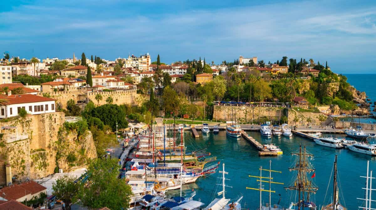 Exploring the Turquoise Coast of Turkey: Stunning Beaches & Ancient Ruins