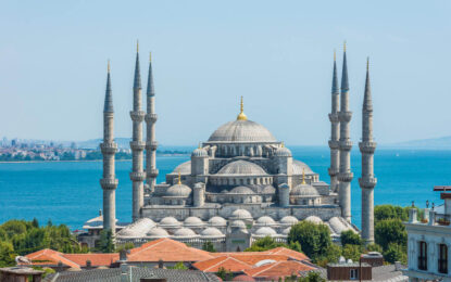 How to Get from Istanbul Airport to Sultanahmet: Easy Transit Guide