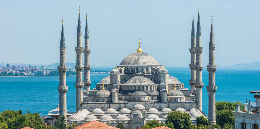 Iconic Blue Mosque with six slender minarets and cascading domes near the Bosphorus in Istanbul, Turkey.