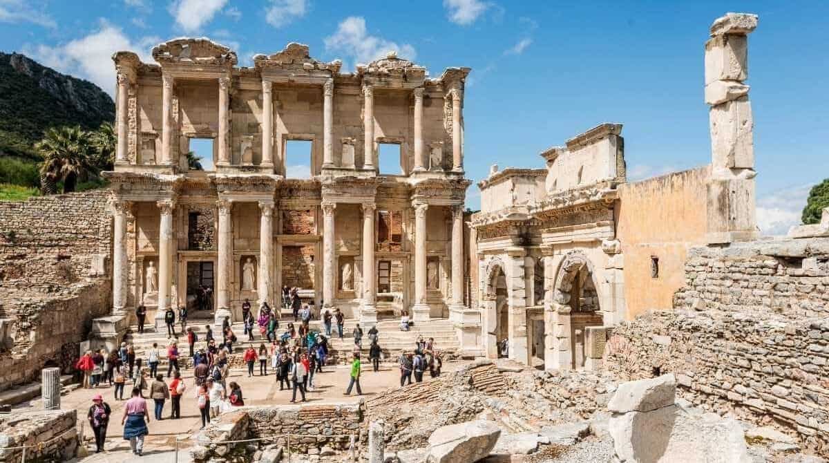 What Is Turkish Culture Like? Traditions, Food & Customs 16 What Is Turkish Culture Like? Traditions, Food & Customs