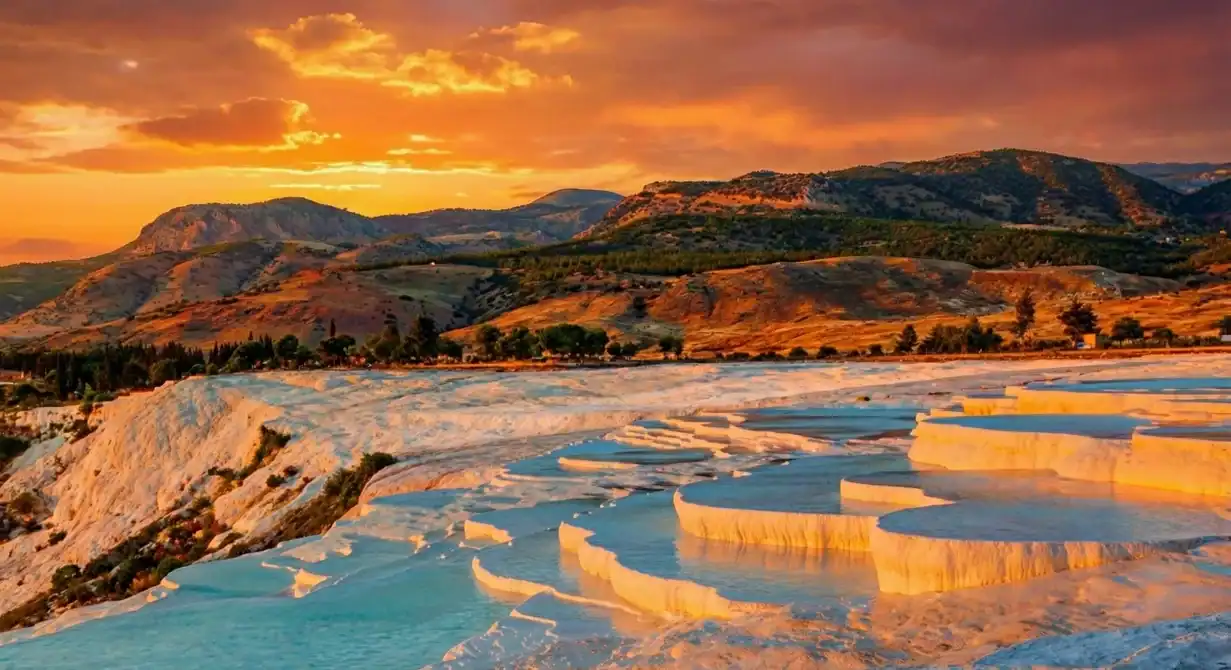 How to Travel from Istanbul to Pamukkale: Complete Guide
