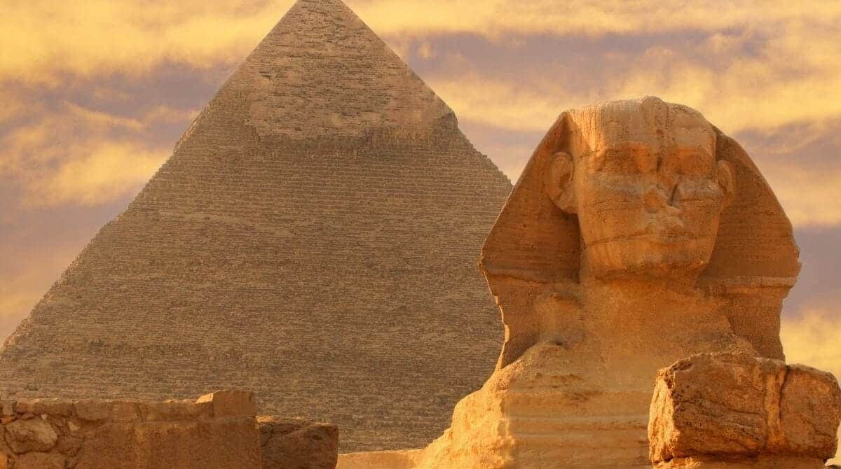 How Many Days to Spend in Egypt? Best Itinerary Options (3–14 Days) 15 How Many Days to Spend in Egypt? Best Itinerary Options (3–14 Days)