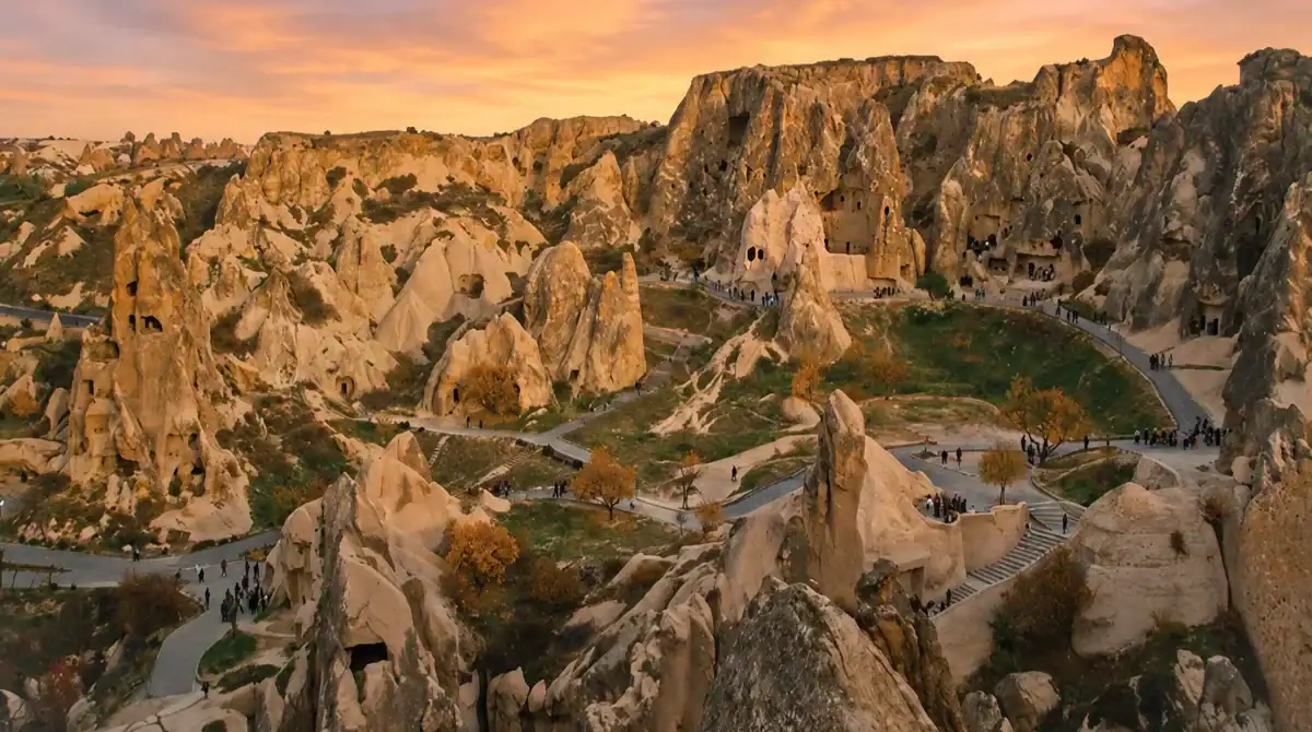Best Turkey Itinerary for 7 Days: Istanbul, Cappadocia, Ephesus & Pamukkale