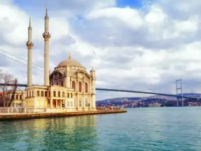 9-Day Turkey Tour: Istanbul, Cappadocia & West Turkey